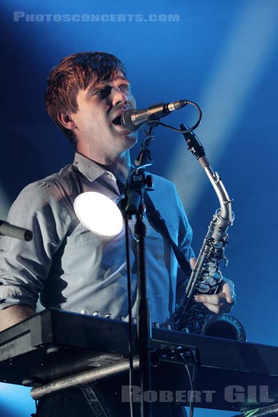 METRONOMY - 2011-11-11 - AMIENS - Zenith - 